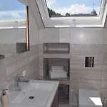 Superior - Am Mit Garten Und Pool Holiday home