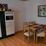 Holiday home Superior - Am Mit Garten Und Pool *