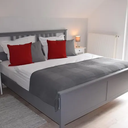 Superior - Am Mit Garten Und Pool Holiday home Engelsbach