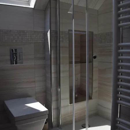 Holiday home Superior - Am Mit Garten Und Pool *