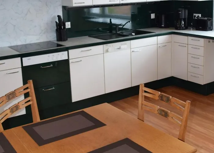 Superior - Am Mit Garten Und Pool Casa vacanze